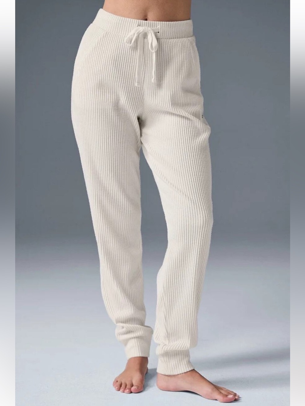Alo Yoga Muse Jogger Sweatpants